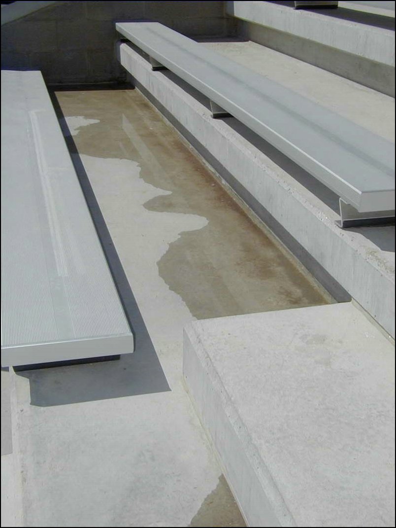 water_drains_uphill_or_is_it_a_reservoir_illusion.jpg